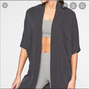 Athleta serenity wrap EUC large